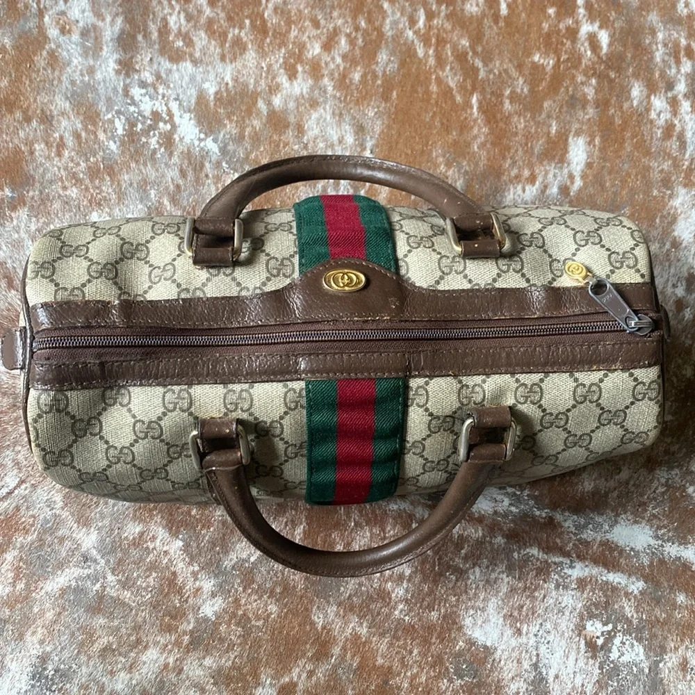 Authentic Gucci Boston Handbag with Cherryline - Picture 10 of 16